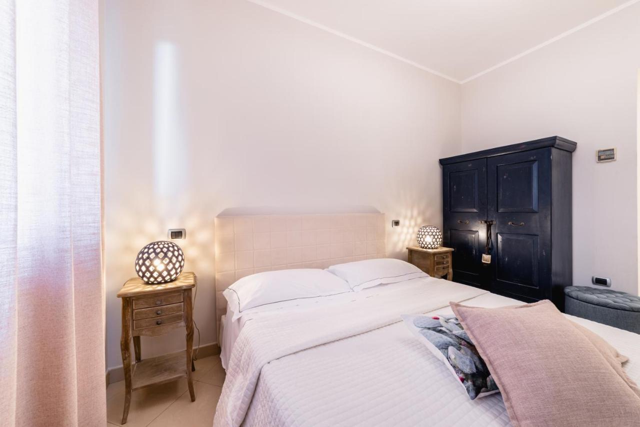 Love & Fama Hotel Сабаудиа Екстериор снимка